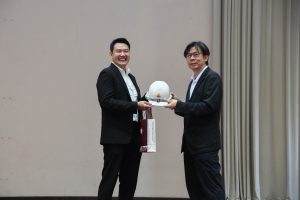 20260305_orientation_04