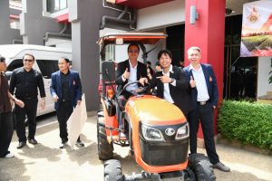 20260825_kubota_tractor_14