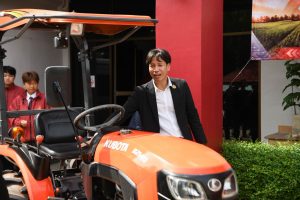 20260825_kubota_tractor_17